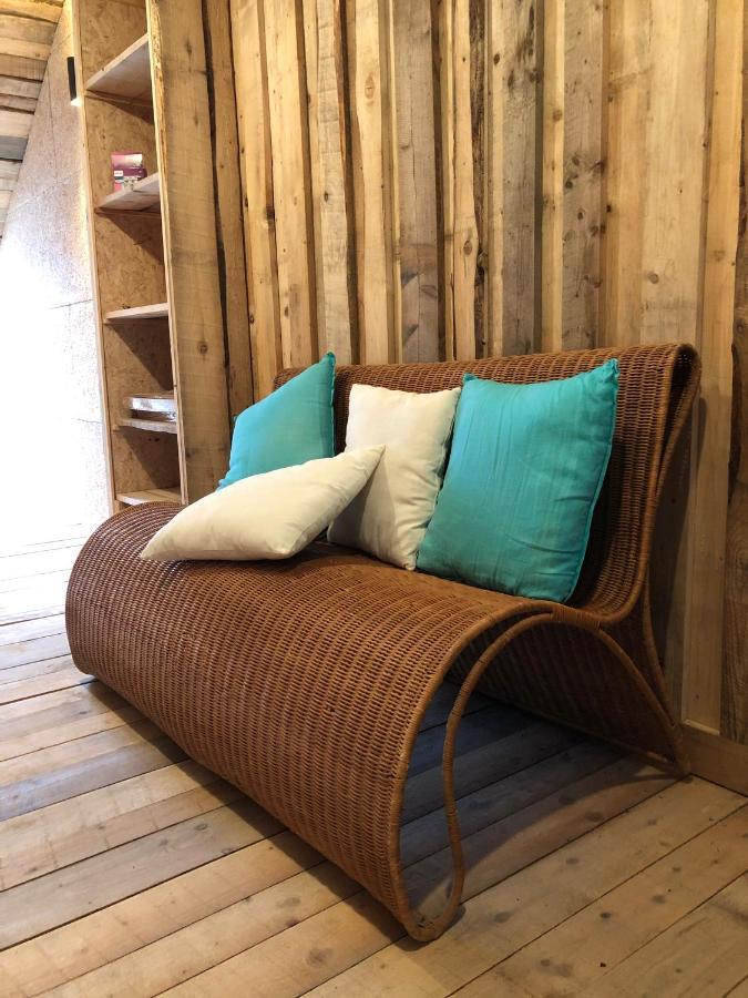 Le Repos Du Nomade B&B 7 Personnes Manhay Eksteriør bilde
