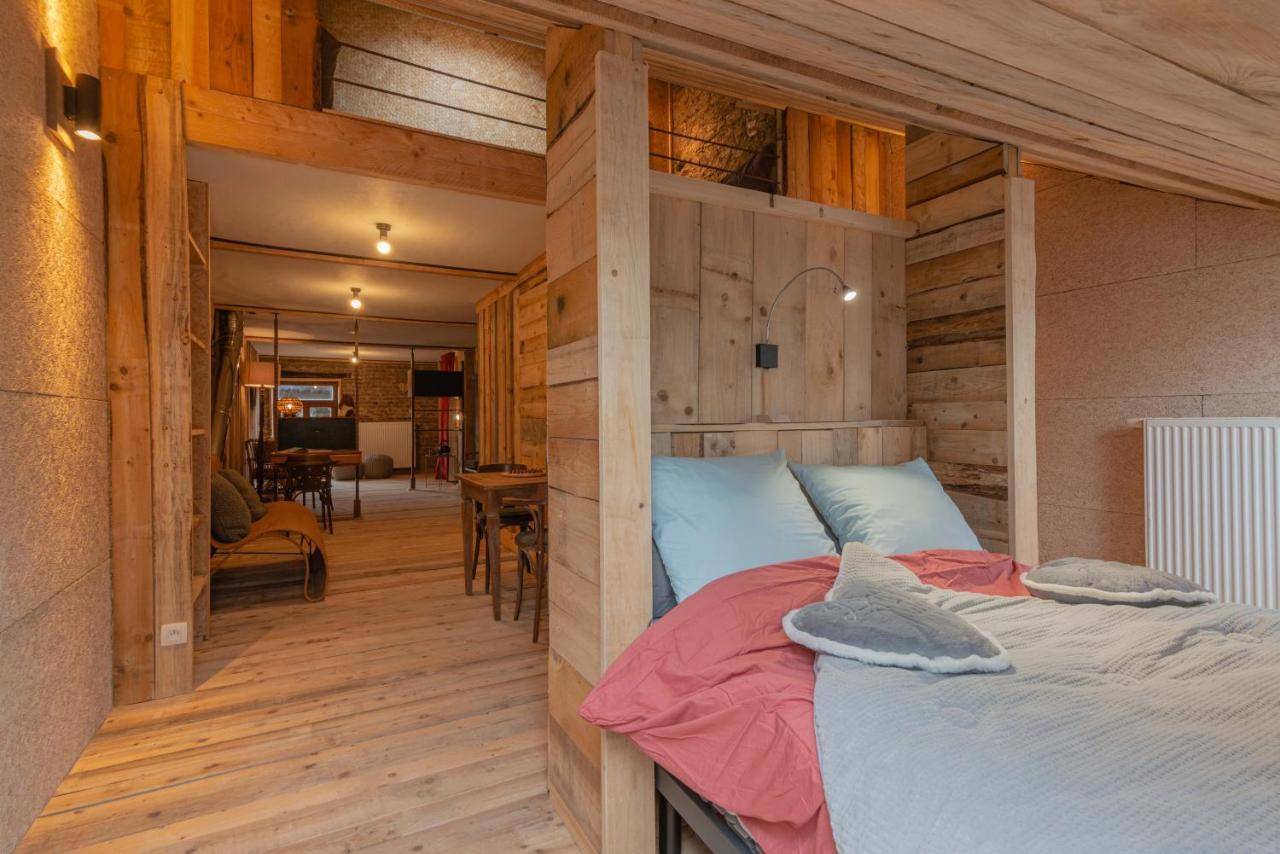 Le Repos Du Nomade B&B 7 Personnes Manhay Eksteriør bilde