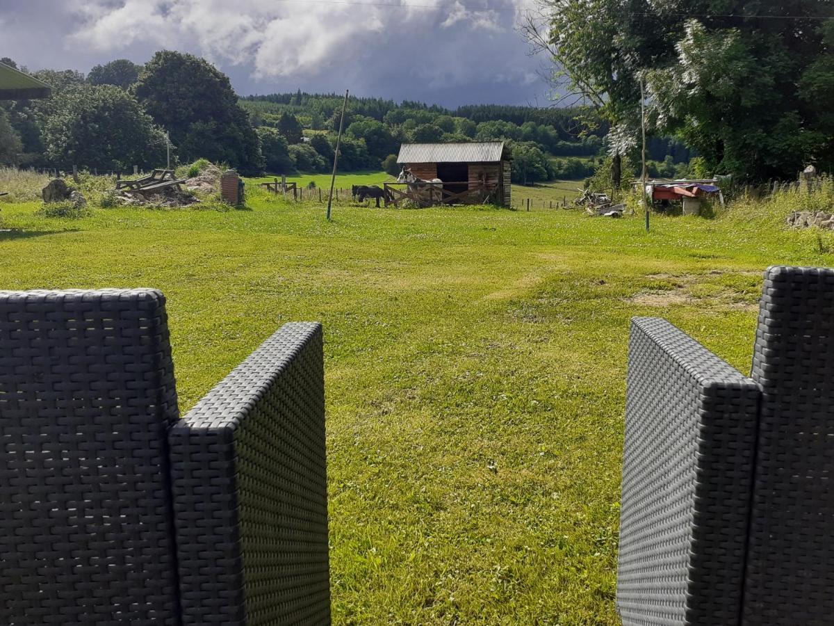 Le Repos Du Nomade B&B 7 Personnes Manhay Eksteriør bilde